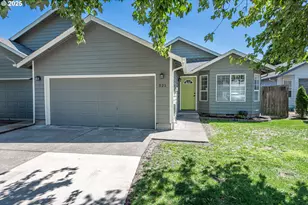 521 Oakdale Ave, Springfield, OR 97477 - Photo 1