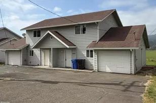 5470 3rd St, Tillamook, OR 97141 - Photo 1