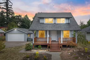 9635 N Pier Park Pl, Portland, OR 97203 - Photo 1