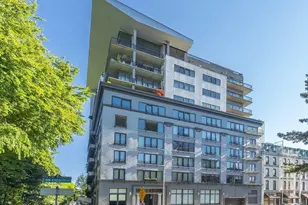 300 NW 8th Ave, Portland, OR 97209 - Photo 1