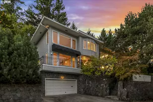 2983 SW Canterbury Ln, Portland, OR 97205 - Photo 1