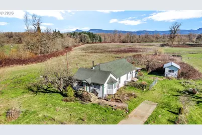 1125 E Beacon Dr, Eugene, OR 97404 - Photo 1