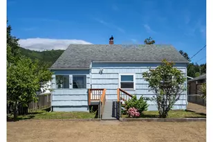 210 Acacia Ave, Garibaldi, OR 97118 - Photo 1