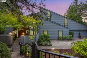 17901 Hillside Dr, Lake Oswego, OR 97034 - Photo 1