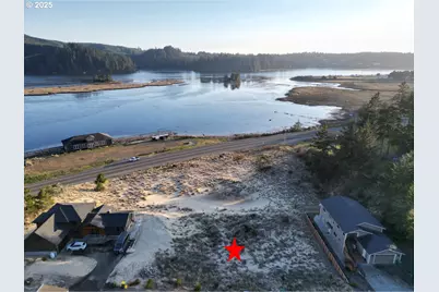 Vinca Ln, Florence, OR 97439 - Photo 1