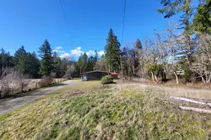 71569 London Rd, Cottage Grove, OR 97424 - Photo 1