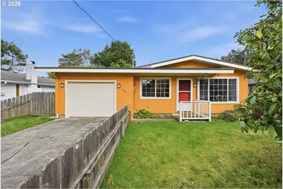 745 Seagate Ave, Coos Bay, OR 97420 - Photo 1