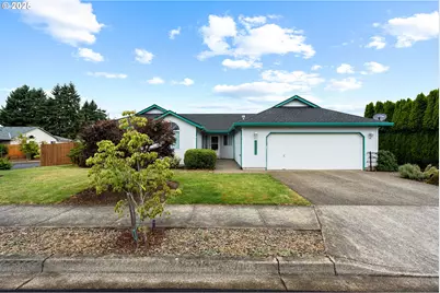 18901 Paulsen Dr, Oregon City, OR 97045 - Photo 1