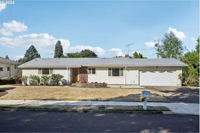 1727 NE 153rd Pl, Portland, OR 97230 - Photo 1