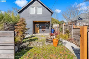 3813 NE Going St, Portland, OR 97211 - Photo 1