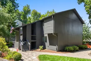 457 S Center St, Oregon City, OR 97045 - Photo 1