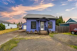 1525 S Second St, Lebanon, OR 97355 - Photo 1