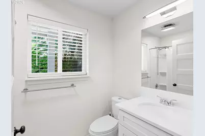 5812 N Syracuse St, Portland, OR 97203 - Photo 19