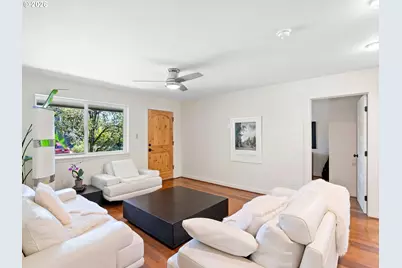 5812 N Syracuse St, Portland, OR 97203 - Photo 5