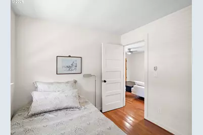 5812 N Syracuse St, Portland, OR 97203 - Photo 15