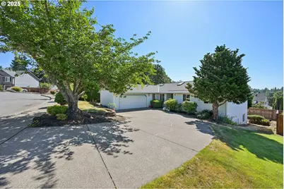 1392 Cathlamet Ct, Salem, OR 97304 - Photo 1