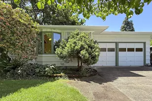 4296 SE Fieldcrest St, Milwaukie, OR 97222 - Photo 1