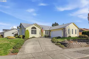 1691 NE Coburn Dr, McMinnville, OR 97128 - Photo 1