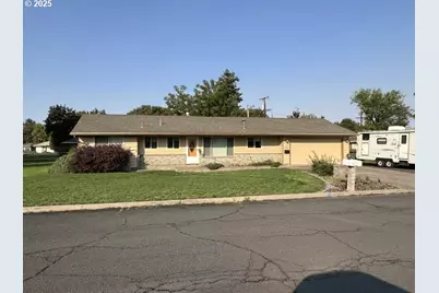 1437 SW 40th St, Pendleton, OR 97801 - Photo 1