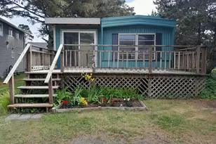 140 NW Vista St, Depoe Bay, OR 97341 - Photo 1