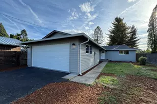 3337 Pine St, Longview, WA 98632 - Photo 1