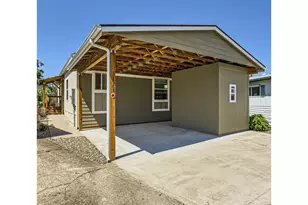 11568 SW Royal Villa Dr, Tigard, OR 97224 - Photo 1