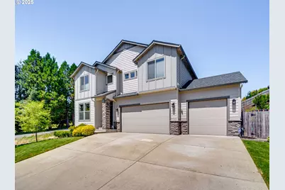 325 E 7th St, La Center, WA 98629 - Photo 1
