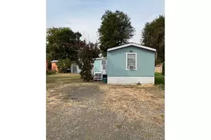 105 Shepler St, Dallesport, WA 98617 - Photo 1