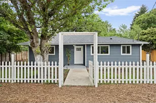 8923 SE Clinton St, Portland, OR 97266 - Photo 1