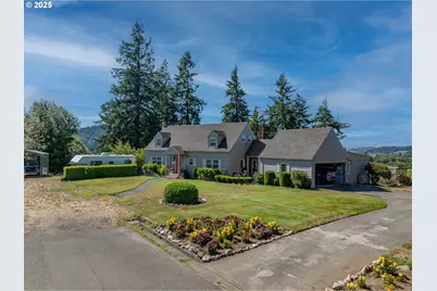 1211 Fairview St, Myrtle Point, OR 97458 - Photo 1