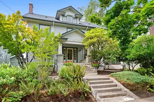 537 NE Royal Ct, Portland, OR 97232 - Photo 1