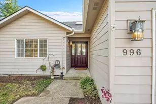 996 Parkway Dr, Salem, OR 97304 - Photo 1