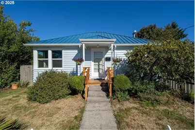 1412 9th St, Tillamook, OR 97141 - Photo 1