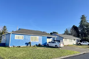 328 Spruce Dr Dr, Brookings, OR 97415 - Photo 1