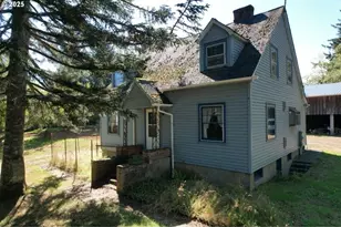 34662 SE Airport Ln, Warrenton, OR 97146 - Photo 1