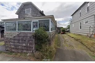 245 12th Ave, Seaside, OR 97138 - Photo 1