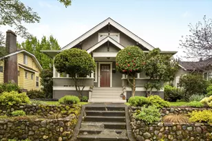 3825 N Longview Ave, Portland, OR 97227 - Photo 1