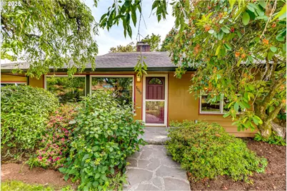 5040 SW Iowa St, Portland, OR 97221 - Photo 1
