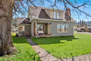 206 W 1st St, Wallowa, OR 97885 - Photo 1
