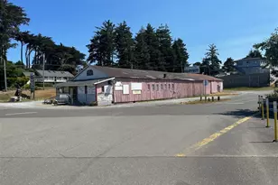 735 3rd St SE, Bandon, OR 97411 - Photo 1