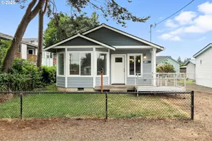 804 E 4th St, Tillamook, OR 97141 - Photo 1