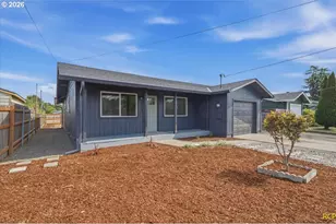 405 Washington St, Silverton, OR 97381 - Photo 1