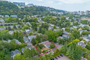 234 S Curry St, Portland, OR 97239 - Photo 1