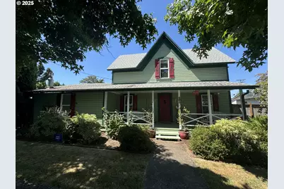 985 Maple St, Junction City, OR 97448 - Photo 1