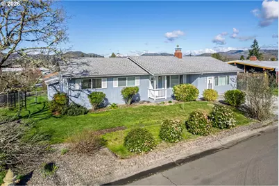 2488 W Lorraine Ave, Roseburg, OR 97471 - Photo 1