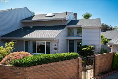 7445 SW Greens View Ct, Wilsonville, OR 97070 - Photo 1