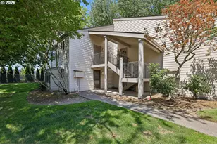 10141 SW Trapper Terrace, Beaverton, OR 97008 - Photo 1
