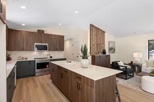 10530 SW Johnson St, Portland, OR 97223 - Photo 15