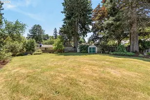 10530 SW Johnson St, Portland, OR 97223 - Photo 39