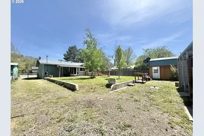 610 NW Bridge St, John Day, OR 97845 - Photo 25